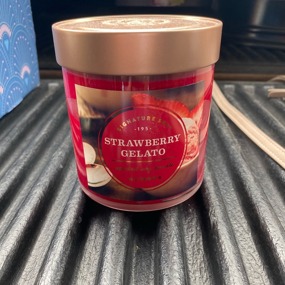 Signature soy strawberry gelato candle